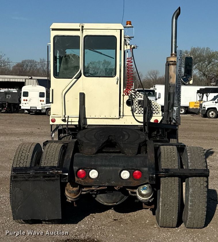 image for item EG2630 1996 Capacity yard truck