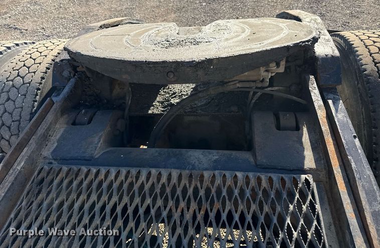 image for item EG2630 1996 Capacity yard truck