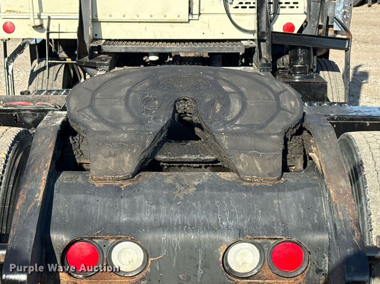 image for item EG2630 1996 Capacity yard truck