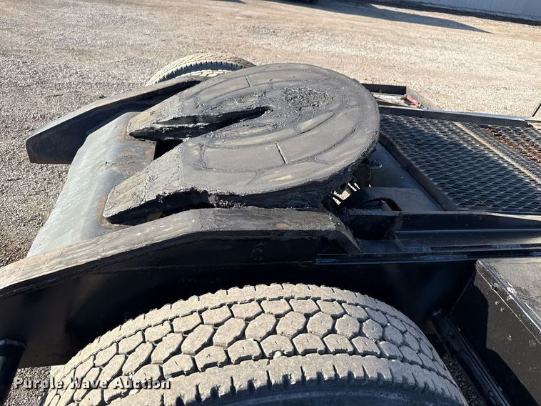 image for item EG2630 1996 Capacity yard truck