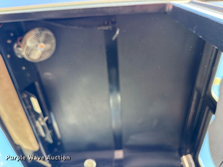 image for item EG2630 1996 Capacity yard truck