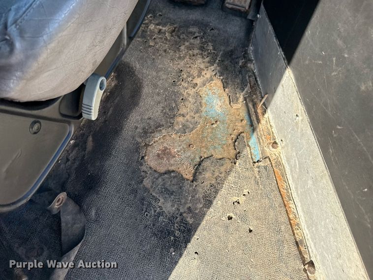 image for item EG2630 1996 Capacity yard truck