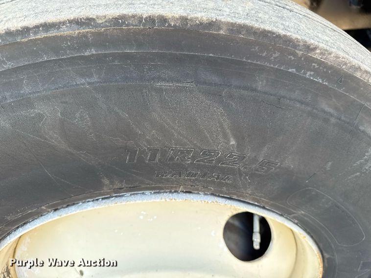 image for item EG2630 1996 Capacity yard truck