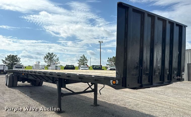 image for item EG5955 2001 Trailmobile flatbed trailer