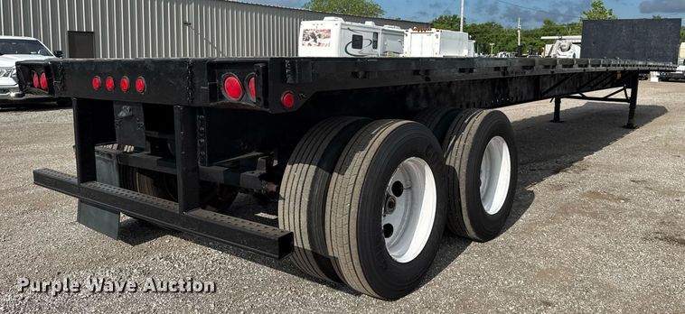 image for item EG5955 2001 Trailmobile flatbed trailer