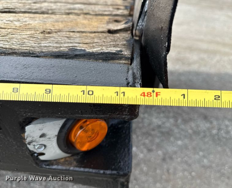 image for item EG5955 2001 Trailmobile flatbed trailer