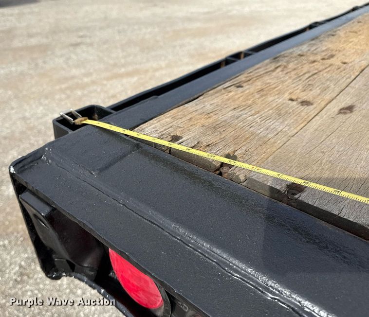 image for item EG5955 2001 Trailmobile flatbed trailer