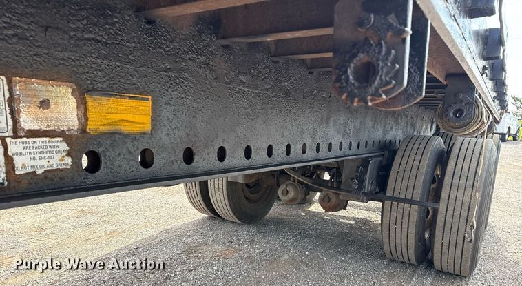 image for item EG5955 2001 Trailmobile flatbed trailer