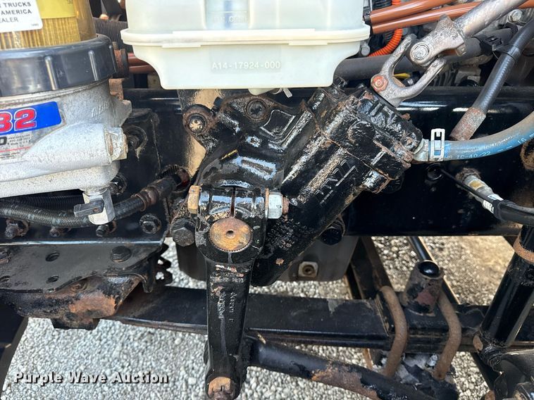 image for item EG5958 2016 Freightliner Cascadia semi truck