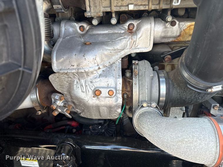 image for item EG5958 2016 Freightliner Cascadia semi truck