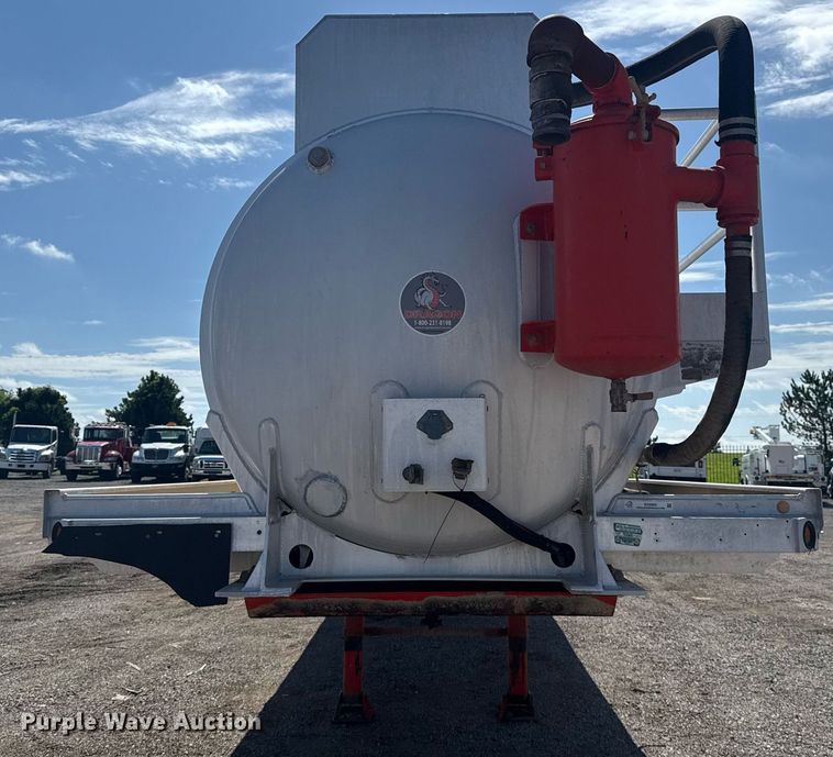 image for item EG5959 2012 Dragon Products vacuum trailer