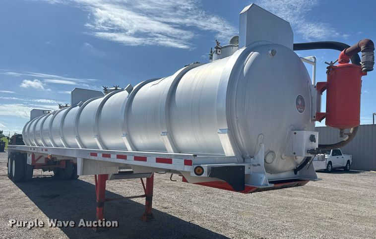 image for item EG5959 2012 Dragon Products vacuum trailer