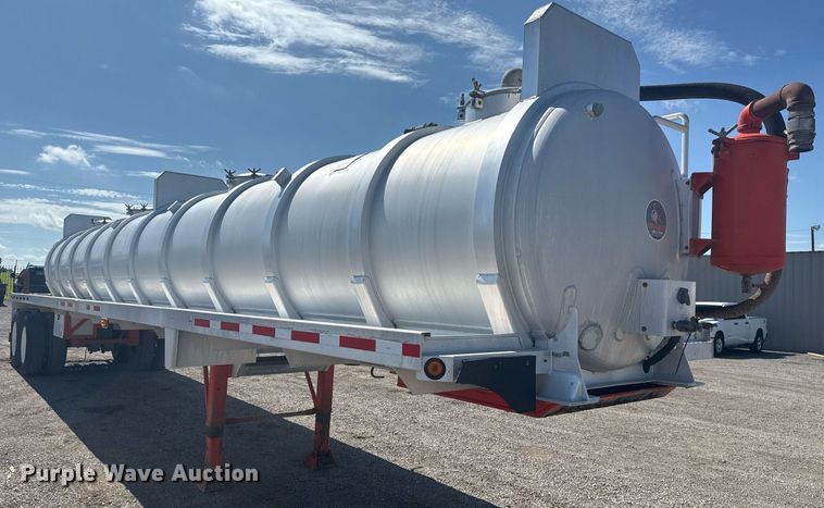 image for item EG5959 2012 Dragon Products vacuum trailer