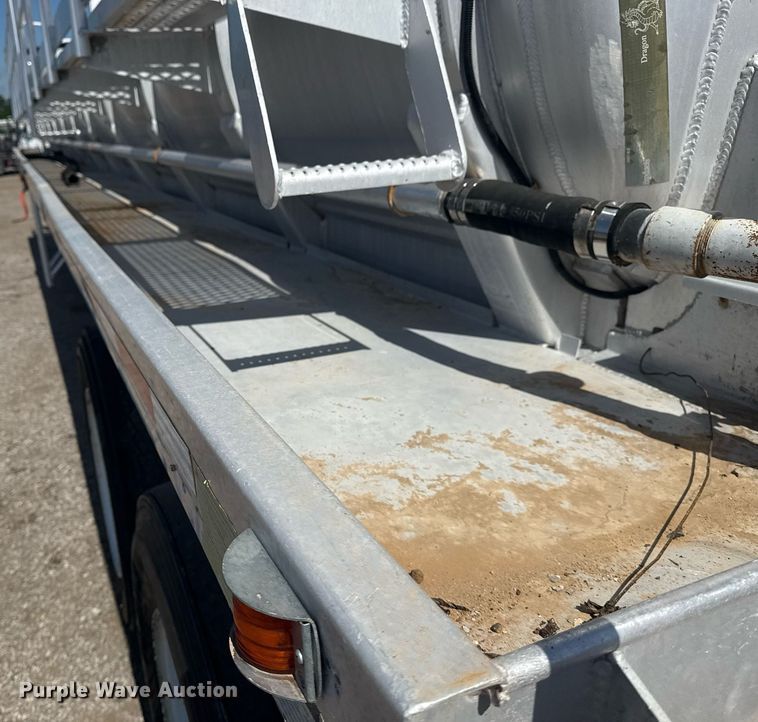 image for item EG5959 2012 Dragon Products vacuum trailer