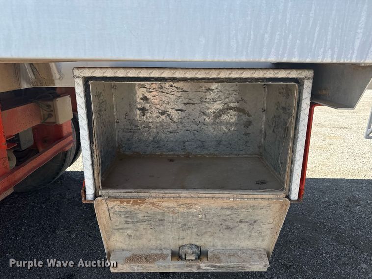 image for item EG5959 2012 Dragon Products vacuum trailer