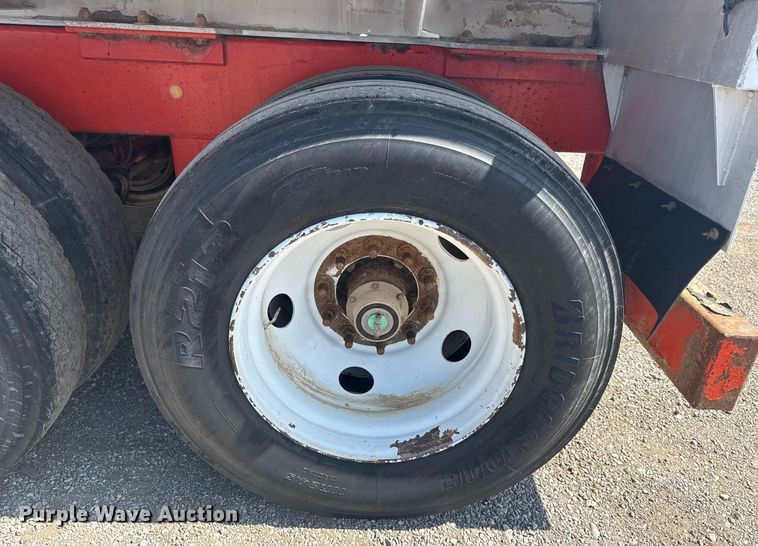 image for item EG5959 2012 Dragon Products vacuum trailer