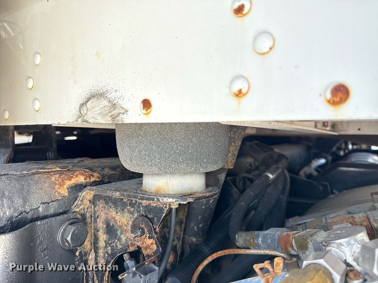 image for item EG5961 2012 Kenworth W900 semi truck