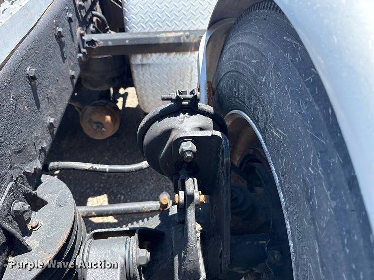 image for item EG5961 2012 Kenworth W900 semi truck