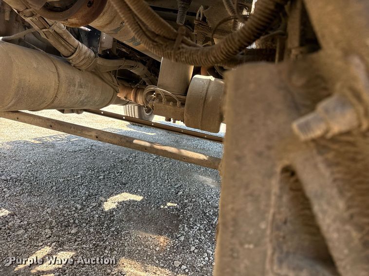 image for item EG5961 2012 Kenworth W900 semi truck