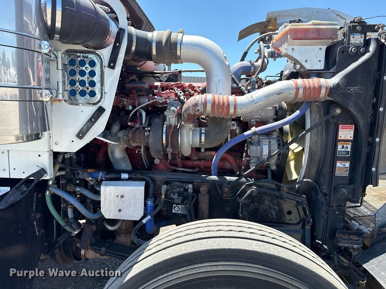 image for item EG5961 2012 Kenworth W900 semi truck