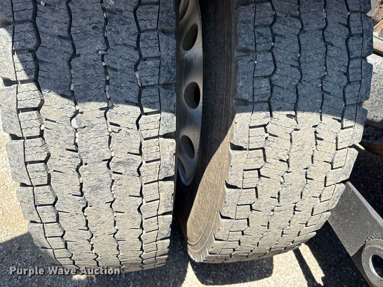 image for item EG5961 2012 Kenworth W900 semi truck