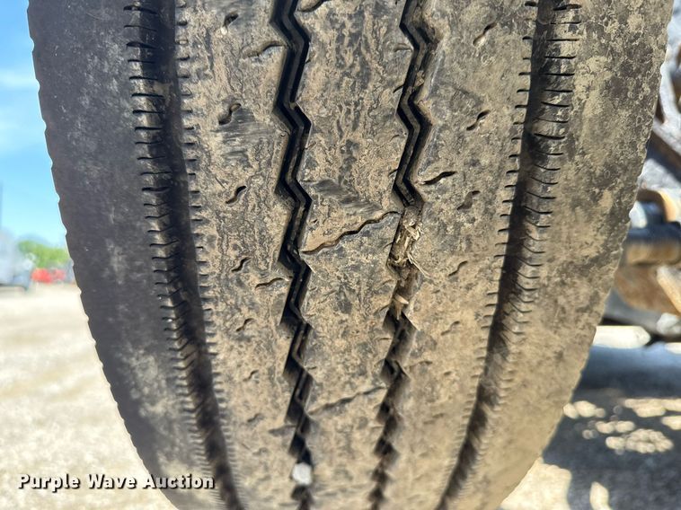 image for item EG5961 2012 Kenworth W900 semi truck