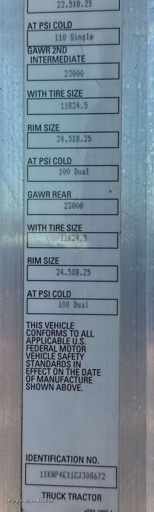 image for item EG5961 2012 Kenworth W900 semi truck