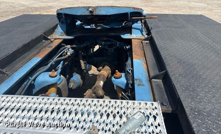 image for item EG6004 2005 Peterbilt 378 semi truck