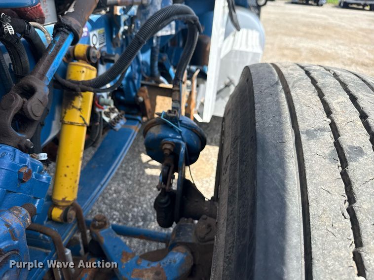 image for item EG6004 2005 Peterbilt 378 semi truck