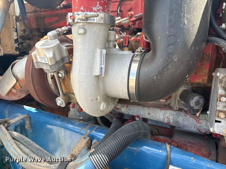 image for item EG6004 2005 Peterbilt 378 semi truck