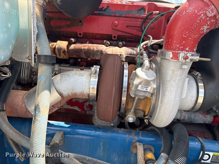 image for item EG6004 2005 Peterbilt 378 semi truck