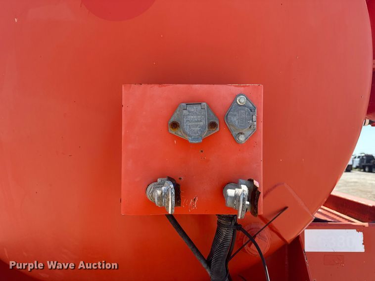 image for item EG6009 2007 Dragon Products Vacuum tank trailer