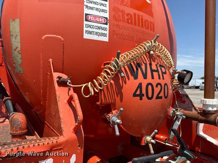 image for item EG6009 2007 Dragon Products Vacuum tank trailer