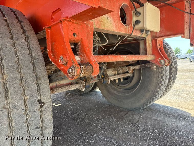 image for item EG6009 2007 Dragon Products Vacuum tank trailer