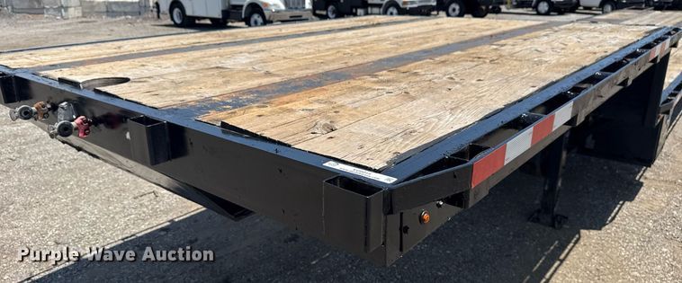 image for item EG6015 2013 Northern Repair & Welding drop deck equipment trailer