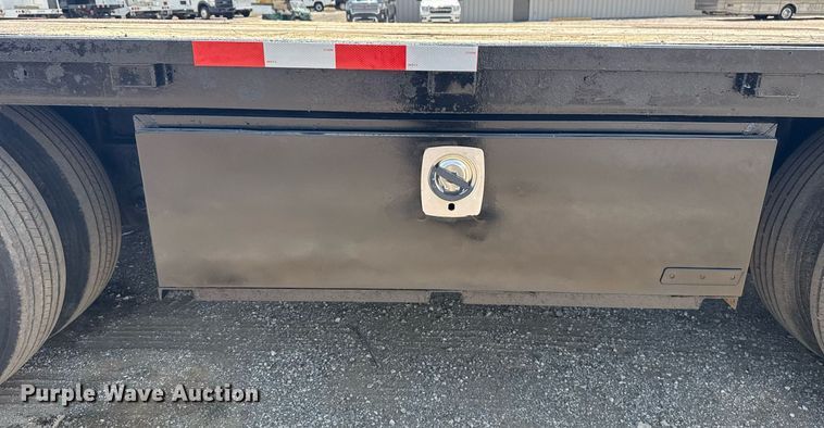 image for item EG6015 2013 Northern Repair & Welding drop deck equipment trailer