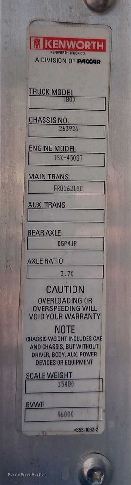 image for item EJ0067 2010 Kenworth T8 Series semi truck