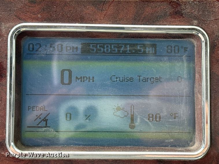 image for item EJ4614 2015 Mack CXU633 semi truck