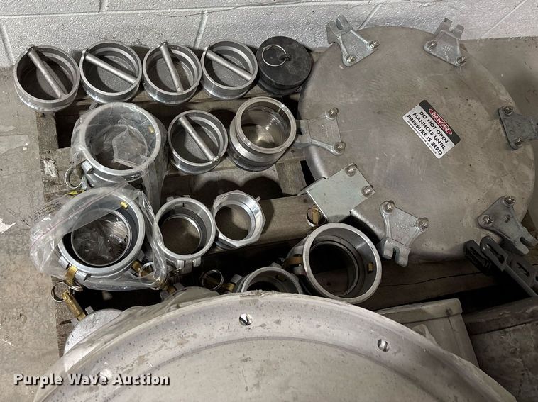 image for item EJ7597 Truck parts 