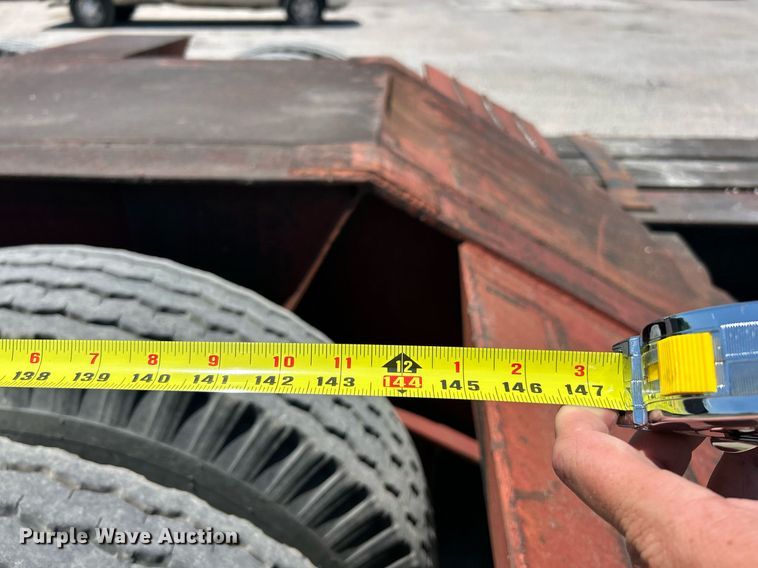 image for item EK8267 1992 Witzco Challenger RG-50 lowboy equipment trailer