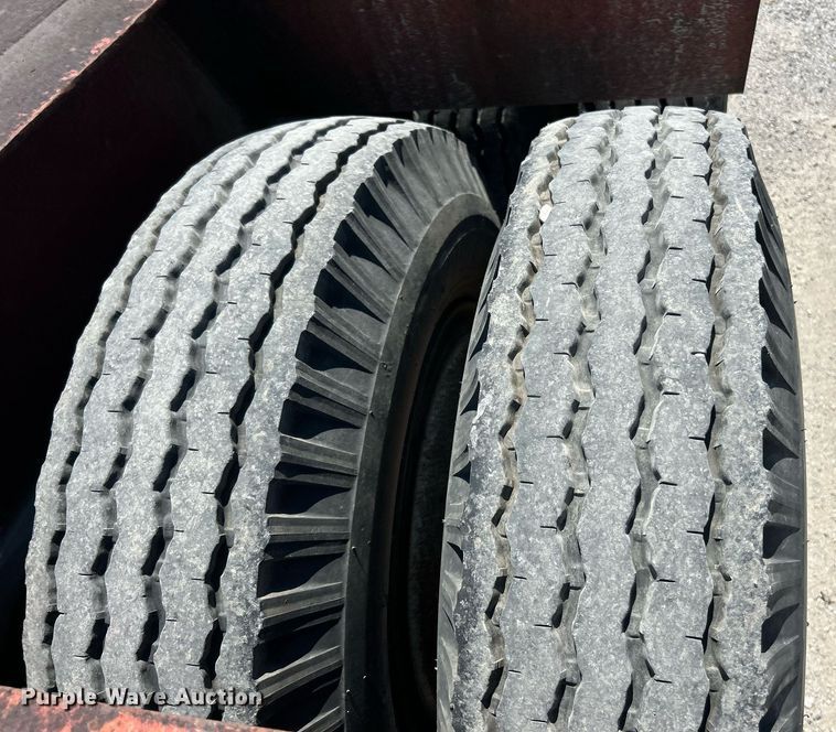 image for item EK8267 1992 Witzco Challenger RG-50 lowboy equipment trailer