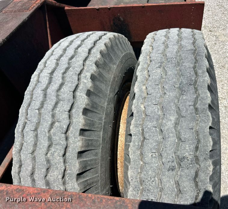 image for item EK8267 1992 Witzco Challenger RG-50 lowboy equipment trailer