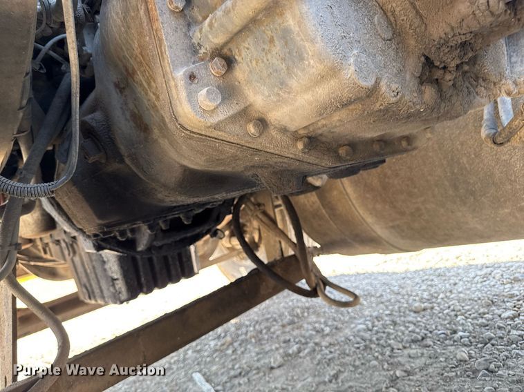 image for item EM2110 1992 Freightliner USF-1E semi truck