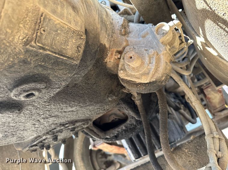 image for item EM2110 1992 Freightliner USF-1E semi truck