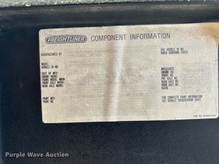 image for item EM2110 1992 Freightliner USF-1E semi truck