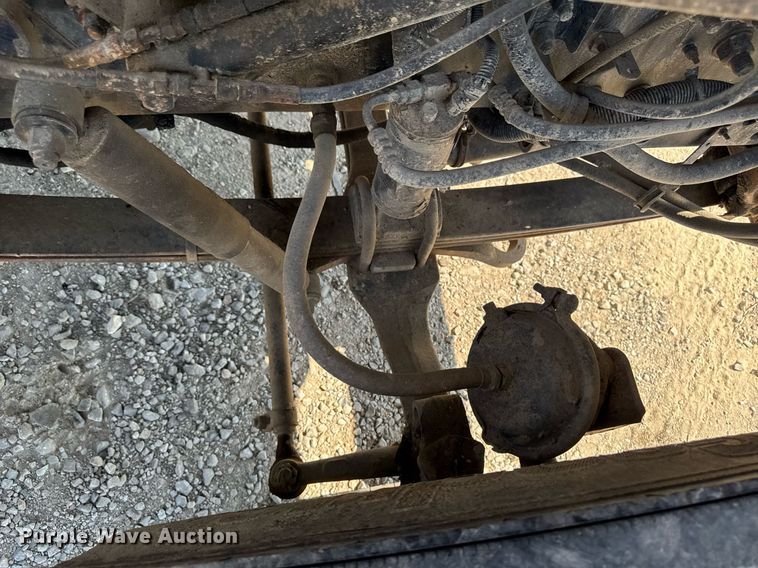 image for item EM2110 1992 Freightliner USF-1E semi truck