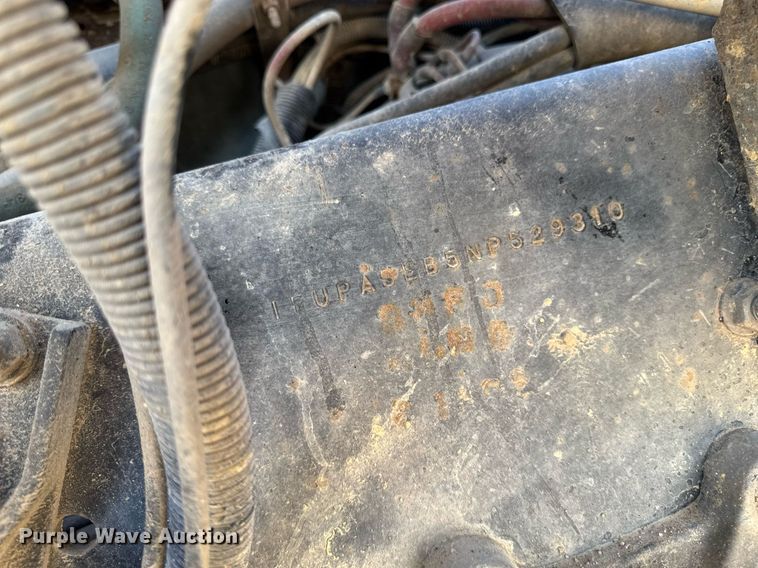 image for item EM2110 1992 Freightliner USF-1E semi truck