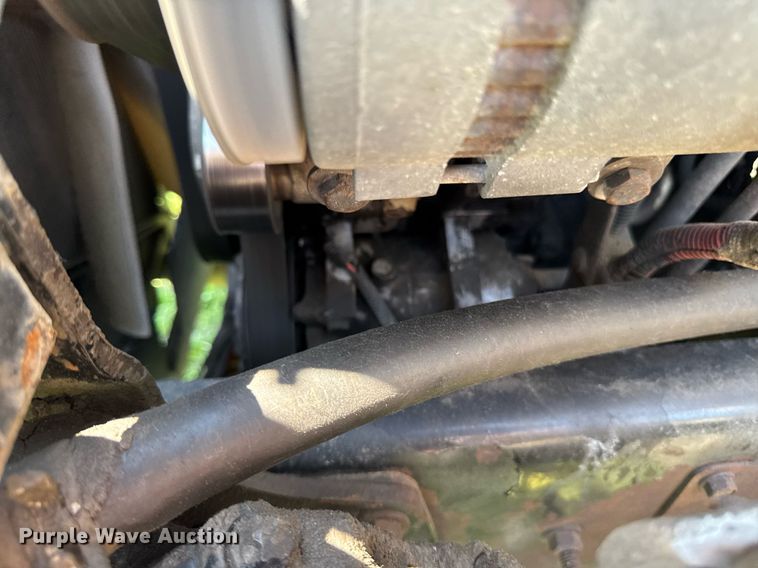 image for item EM2112 2005 Freightliner Columbia semi truck