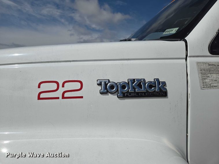 image for item EN2011 1990 GMC TopKick truck cab and chassis