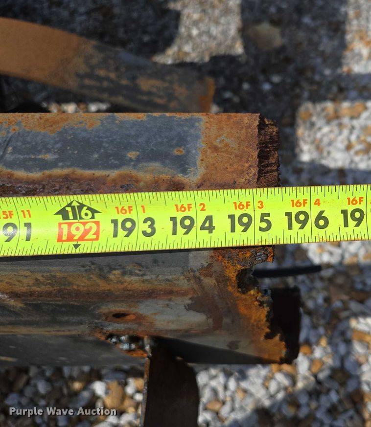 image for item EN2011 1990 GMC TopKick truck cab and chassis